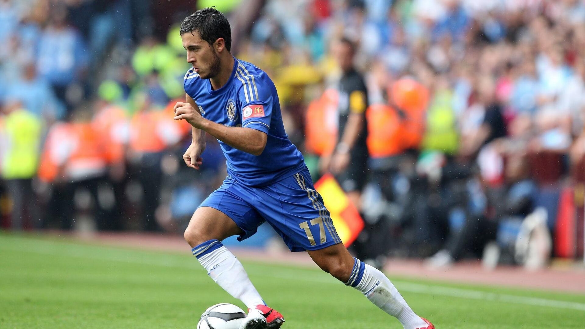 国家队在比赛外的媒体活动帮助提升国家形象